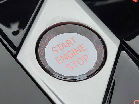 Used 2026 BMW X7 M60i AWD/4WD image 33