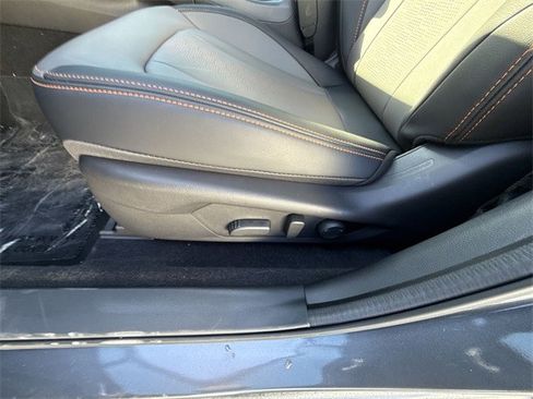 New 2025 Subaru Crosstrek 2.5i Limited w/ Crosstrek Mirror Package image 12