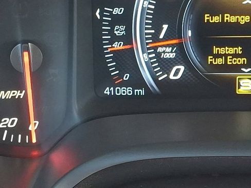 Used 2019 Chevrolet Corvette Stingray Coupe w/ 1LT image 22