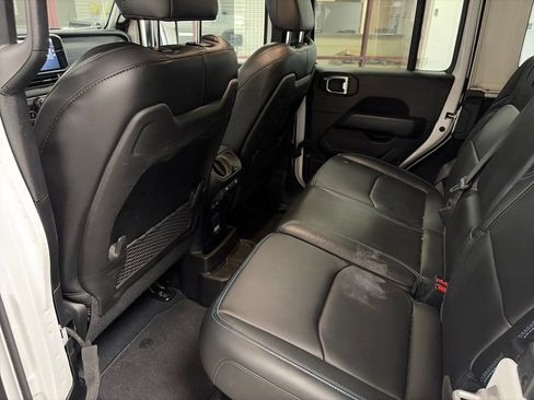 Used 2024 Jeep Wrangler High Altitude AWD/4WD image 6
