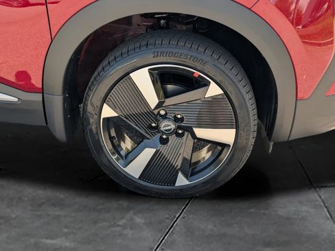 New 2026 Nissan Kicks SR image 11