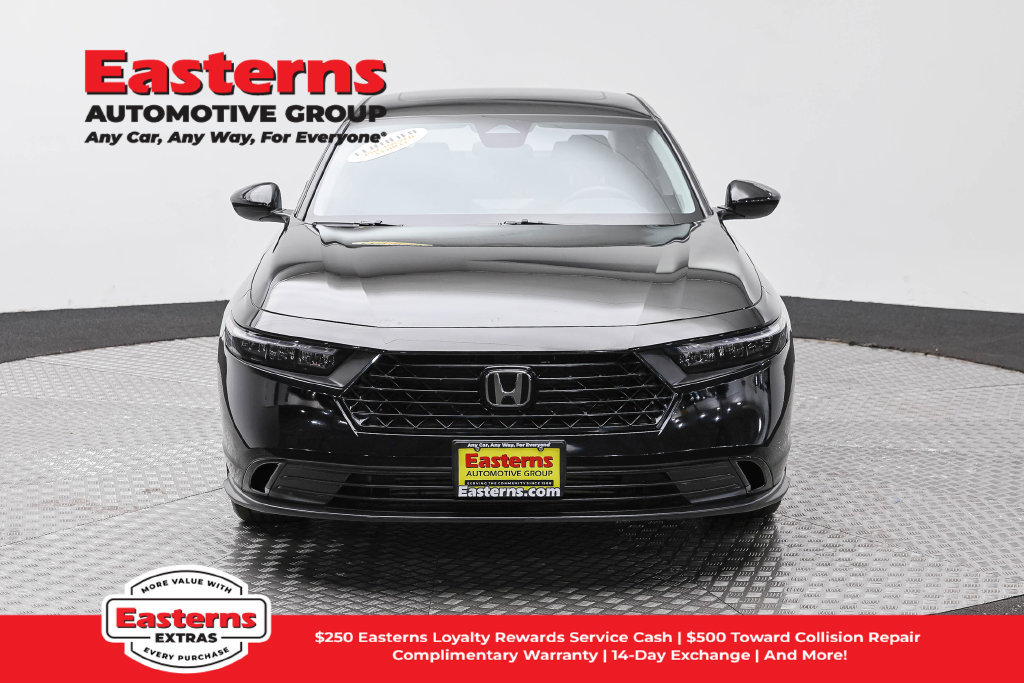Used 2025 Honda Accord SE image 3