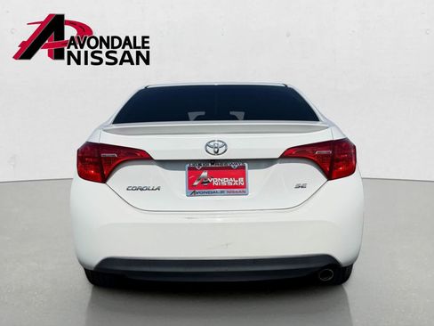 Used 2018 Toyota Corolla SE FWD image 5