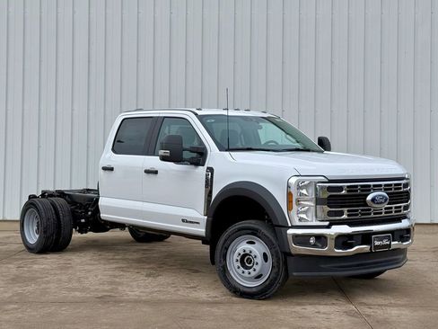 New 2026 Ford F550 4x4 Crew Cab Super Duty image 7