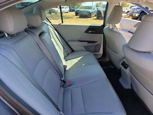 Used 2016 Honda Accord EX-L image 13