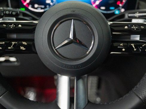 Certified 2026 Mercedes-Benz GLC 300 4MATIC image 23