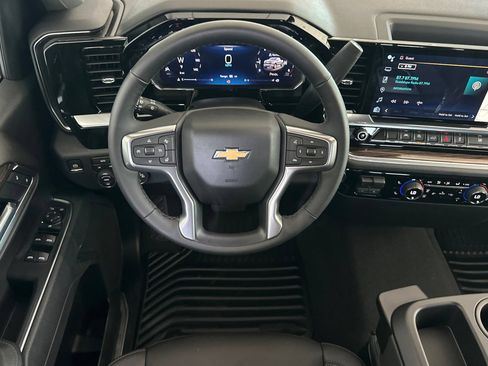 New 2026 Chevrolet Silverado 1500 LT w/ Leather Package AWD/4WD image 14