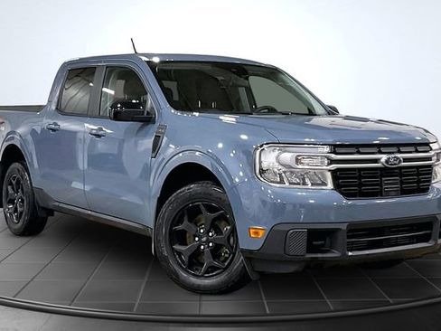 Used 2024 Ford Maverick Lariat w/ FX4 Off-Road Package AWD/4WD image 12