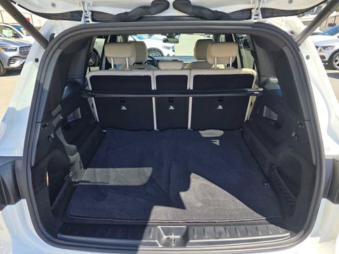 Used 2021 Mercedes-Benz GLB 250 4MATIC image 14