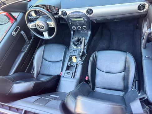 Used 2012 MAZDA MX-5 Miata Grand Touring w/ Premium Pkg RWD image 29