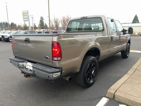 Used 2006 Ford F250 XLT image 14
