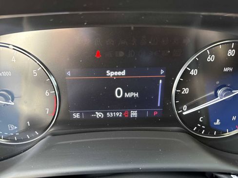 Certified 2022 Buick Envision Preferred AWD/4WD image 10