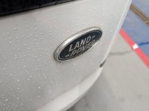 Used 2020 Land Rover Range Rover Velar R-Dynamic S image 14