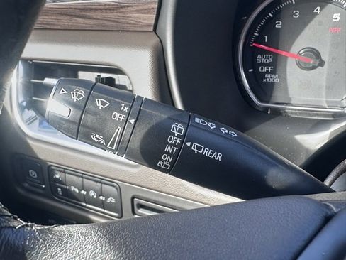 Used 2021 Chevrolet Tahoe LT w/ LT Signature Package image 20