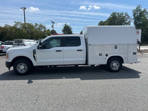 Used 2023 Ford F250 XL RWD image 6