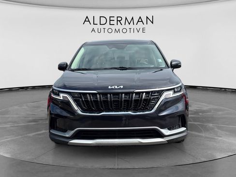 Used 2022 Kia Carnival LX FWD image 8