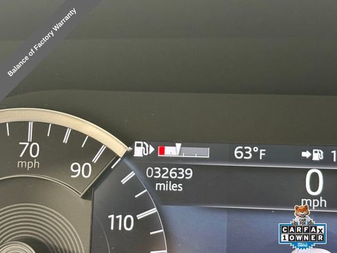 Used 2023 Land Rover Discovery S image 21