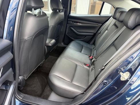 Used 2024 MAZDA MAZDA3 s FWD image 17