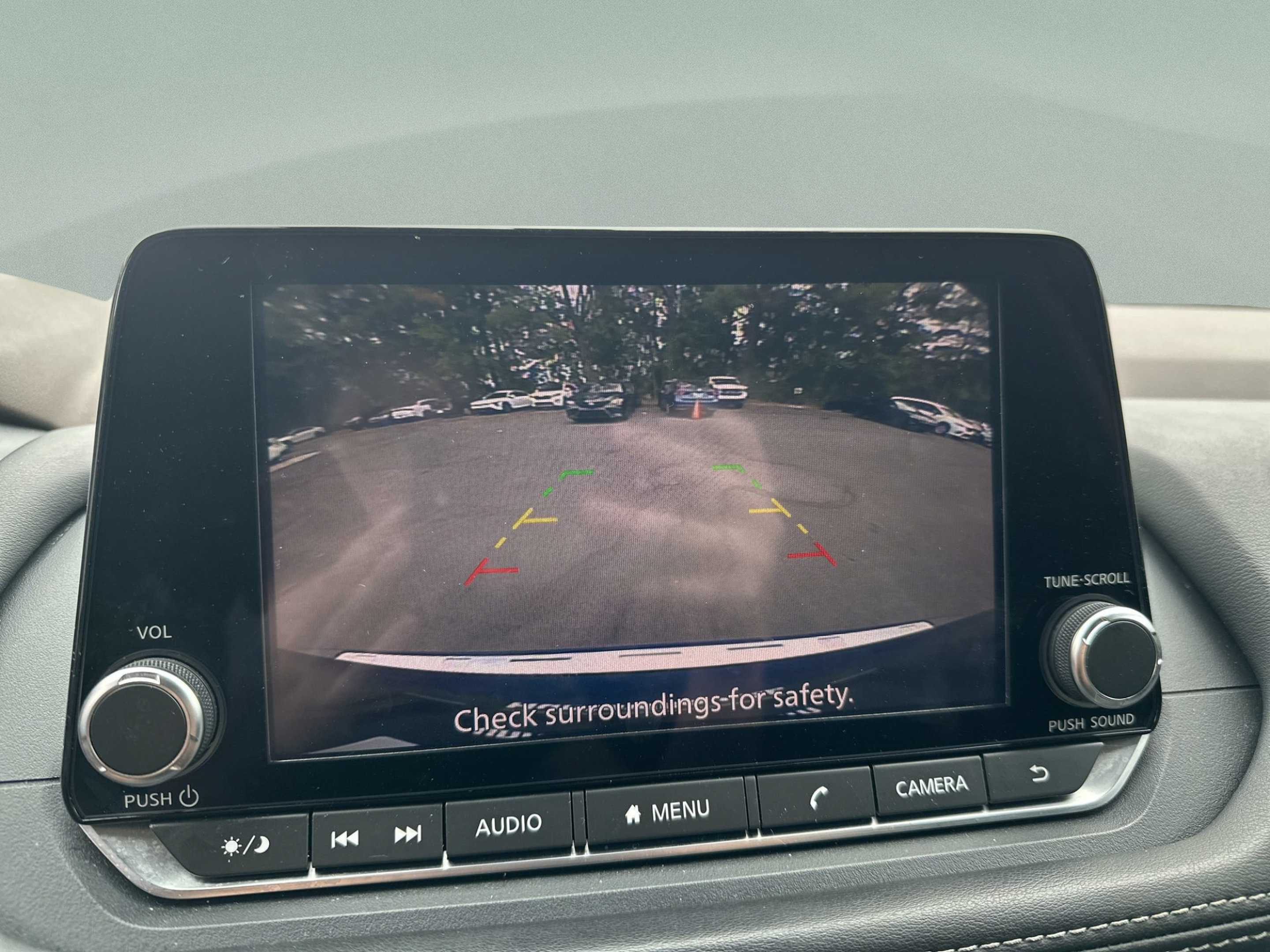 Used 2022 Nissan Rogue SV FWD image 21