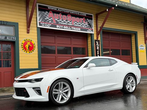 Used 2016 Chevrolet Camaro SS image 11