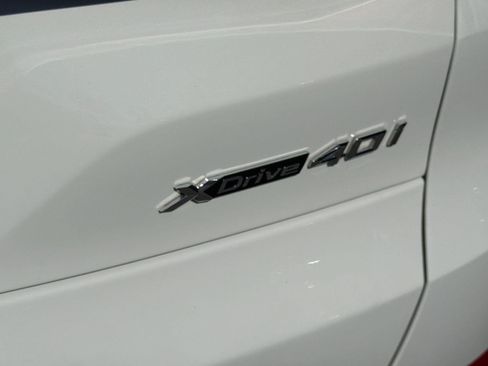 Used 2023 BMW X5 xDrive40i w/ Parking Assistance Package AWD/4WD image 29