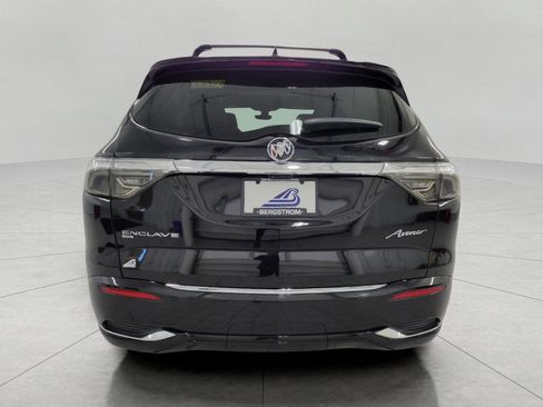 Used 2022 Buick Enclave Avenir w/ Avenir Technology Package AWD/4WD image 28