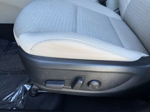 Used 2024 Kia Soul EX image 29