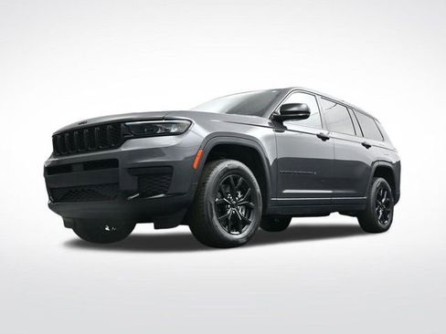 Used 2024 Jeep Grand Cherokee L Laredo image 34