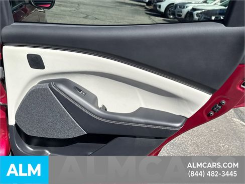 Certified 2025 Ford Mustang Mach-E Premium image 20