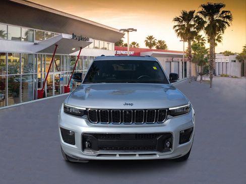 Certified 2023 Jeep Grand Cherokee L Overland w/ Advanced Protech Group III AWD/4WD image 8