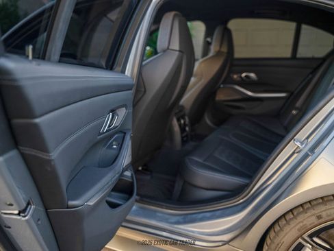 Used 2022 BMW M3 Competition w/ M Carbon Exterior Package image 34