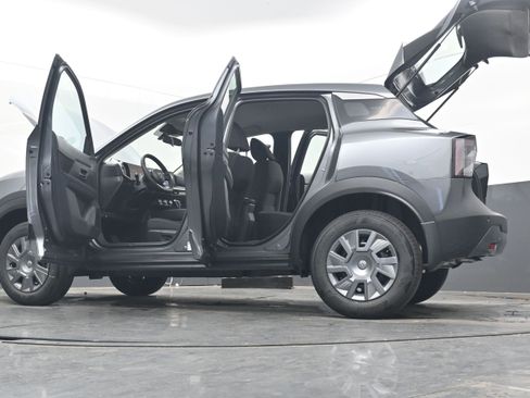 New 2026 Nissan Kicks S image 41