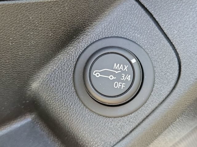 Used 2024 GMC Terrain SLT AWD/4WD image 30