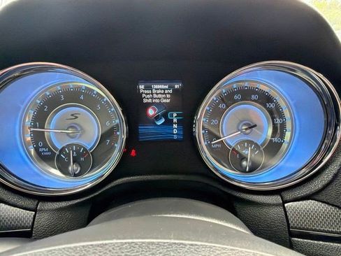 Used 2013 Chrysler 300 S AWD/4WD image 26