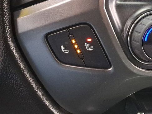 Used 2018 Chevrolet Silverado 1500 LT w/ All Star Edition image 27