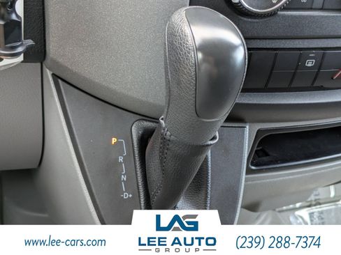 Used 2011 Mercedes-Benz Sprinter 2500 image 22