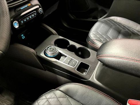 Used 2023 Ford Escape ST-Line Elite w/ Premium Technology Package AWD/4WD image 18