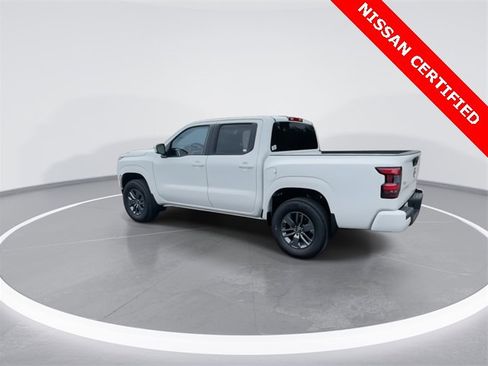 Certified 2025 Nissan Frontier SV image 6