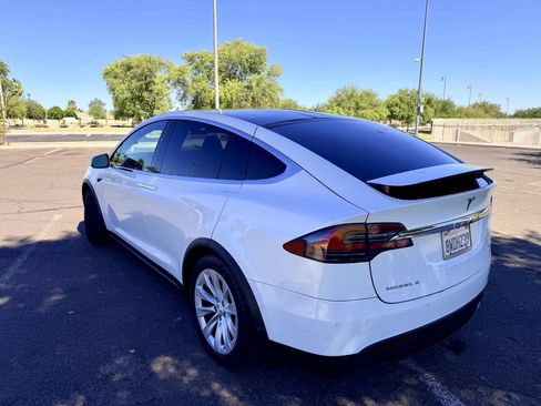 Used 2018 Tesla Model X 100D AWD/4WD image 8