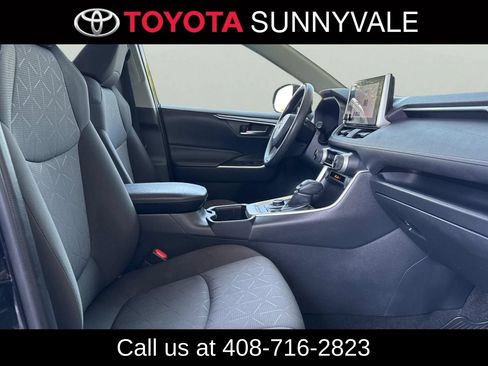 Used 2025 Toyota RAV4 XLE w/ Convenience Package AWD/4WD image 20