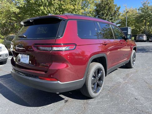 New 2025 Jeep Grand Cherokee L Limited AWD/4WD image 9
