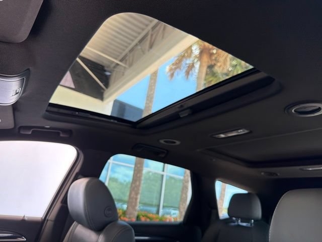 Used 2023 Buick Enclave Essence w/ Experience Buick Package FWD image 30