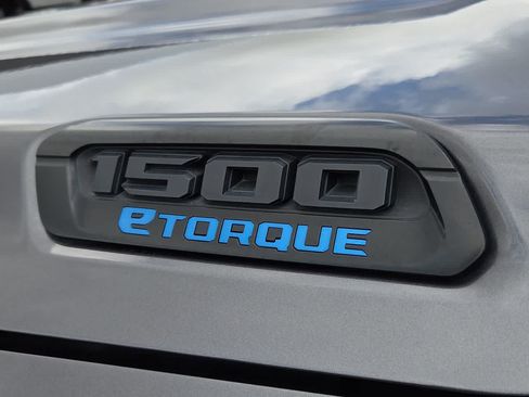 Used 2022 RAM 1500 Big Horn AWD/4WD image 11