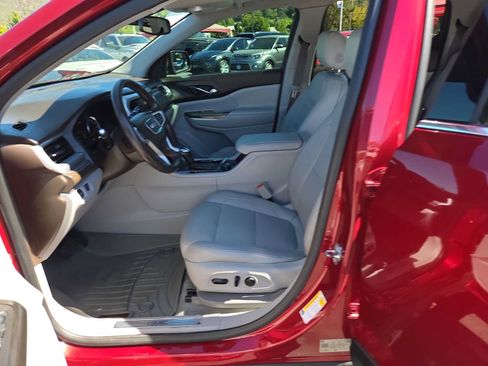 Used 2019 GMC Acadia SLT AWD/4WD image 19
