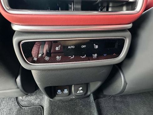 Used 2025 Genesis GV80 3.5T e-SC image 18