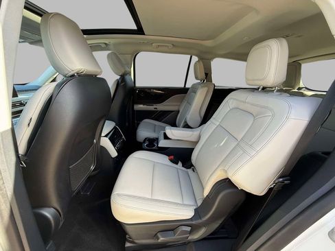 Used 2025 Lincoln Aviator Reserve image 20