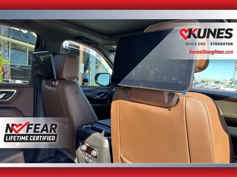 Used 2024 Chevrolet Suburban High Country image 53