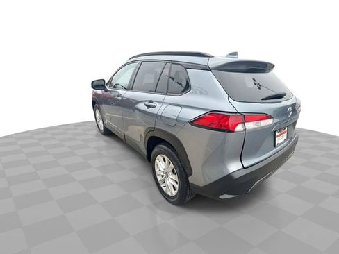 Used 2022 Toyota Corolla Cross LE FWD image 6