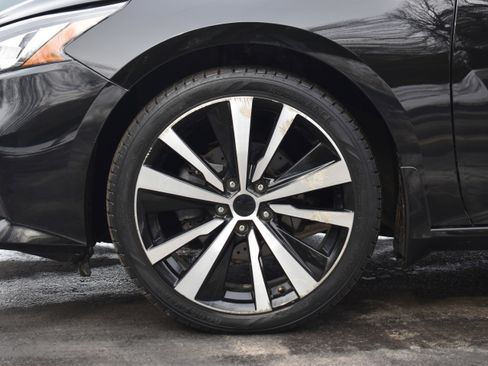 Used 2019 Nissan Altima 2.5 SR w/ SR Premium Package image 35