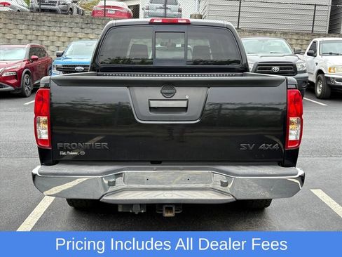 Used 2018 Nissan Frontier SV AWD/4WD image 5